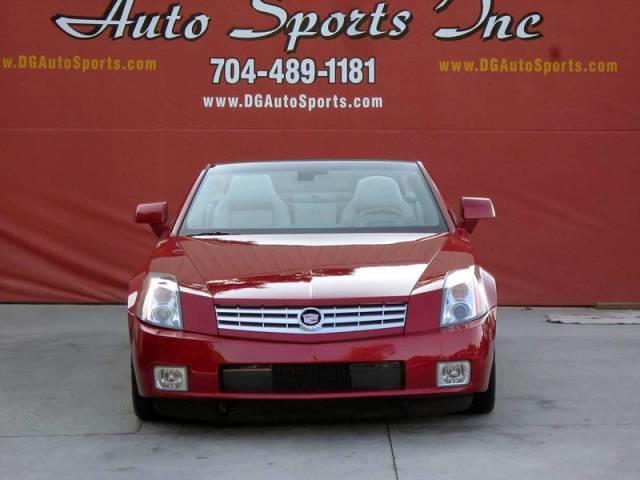 2004 Cadillac XLR Unknown