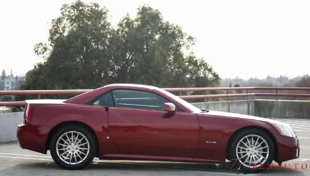 2006 Cadillac XLR SLT Sharp