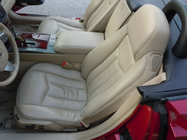 2008 Cadillac XLR Base