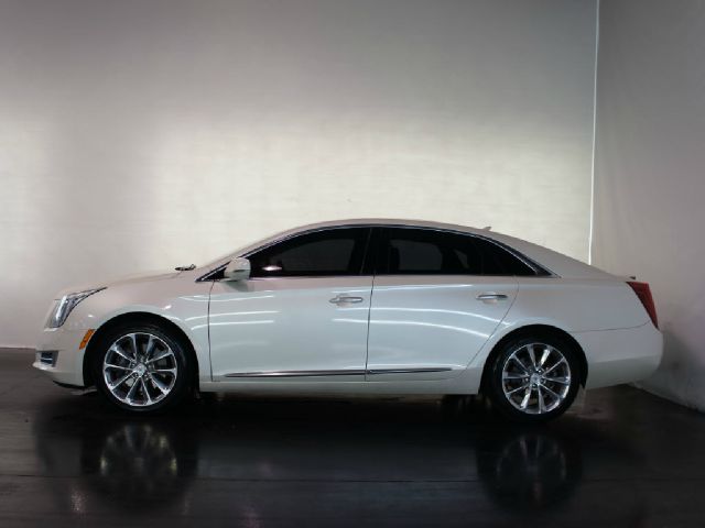 2013 Cadillac XTS GLS PZEV
