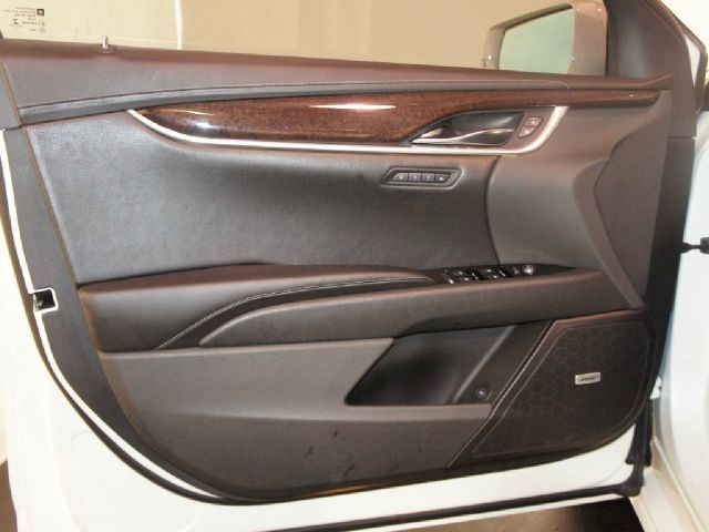 2013 Cadillac XTS GLS PZEV
