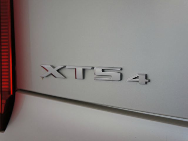 2013 Cadillac XTS GLS PZEV