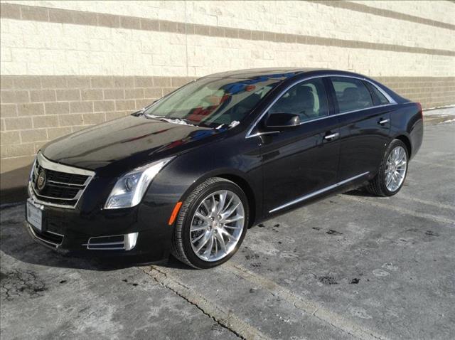 2014 Cadillac XTS 2009 Hyundai SE