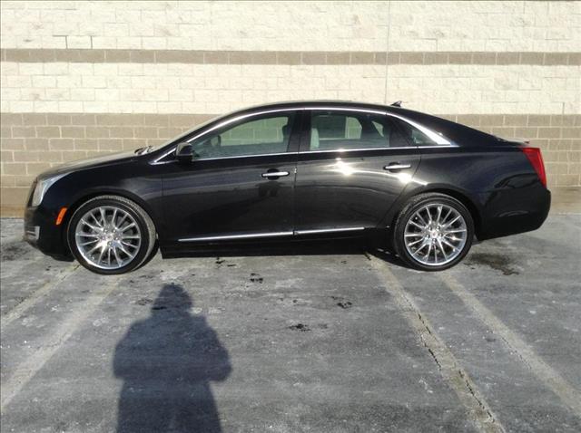 2014 Cadillac XTS 2009 Hyundai SE