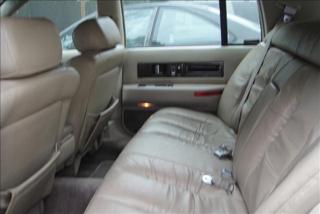 1996 Cadillac fleetwood brougham Unknown