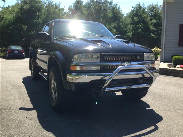 2001 Chevrolet 210 Handicap Lift And Control Leg 1 Owner