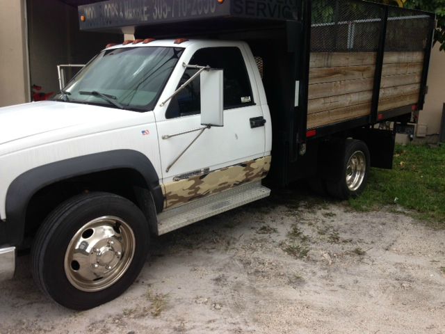 2001 Chevrolet 3500 ALL Wheel Drive - NEW Tires