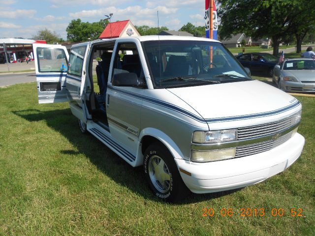 1995 Chevrolet Astro CREW XLT
