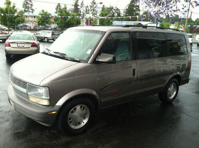 1995 Chevrolet Astro EX - DUAL Power Doors