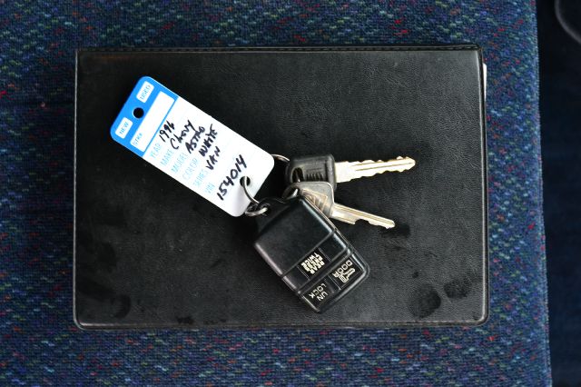 1996 Chevrolet Astro 1.8T Quattro Sedan 4D