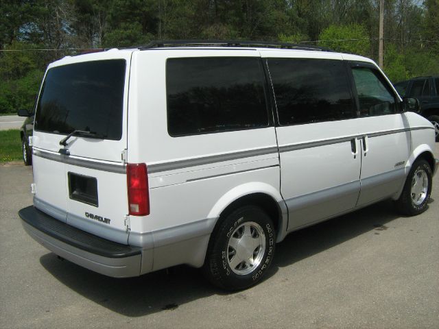 1997 Chevrolet Astro 4wd