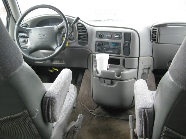 1997 Chevrolet Astro 4wd