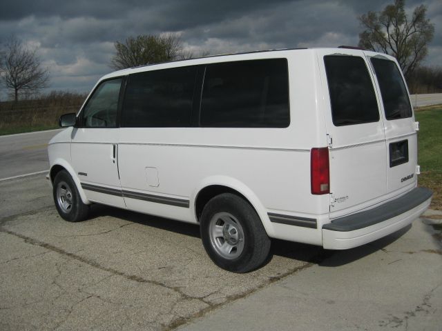 1997 Chevrolet Astro 4wd