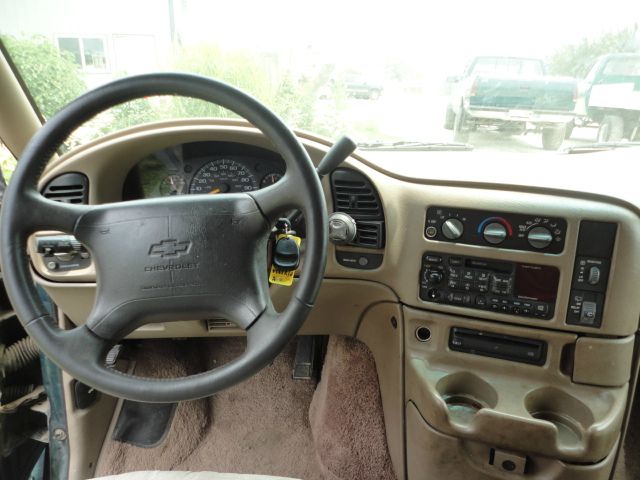 1997 Chevrolet Astro 6MT Sport REAR Steer