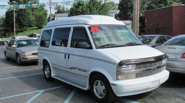 1998 Chevrolet Astro 6MT Sport REAR Steer