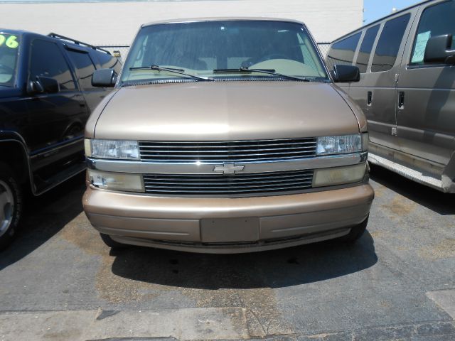 1998 Chevrolet Astro SL AWD CVT Leatherroof