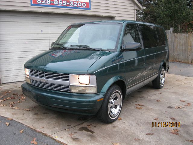 1998 Chevrolet Astro 4wd