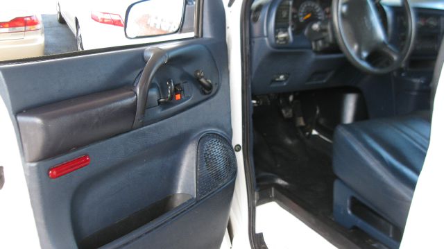 1998 Chevrolet Astro SL AWD CVT Leatherroof