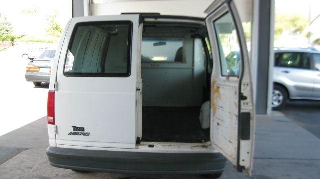 1998 Chevrolet Astro SL AWD CVT Leatherroof