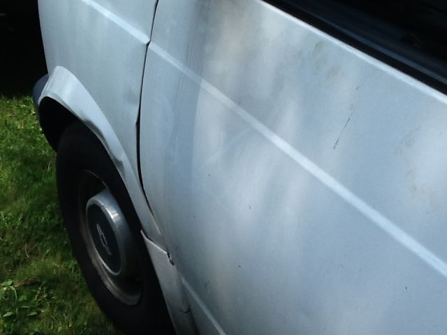 1998 Chevrolet Astro SL AWD CVT Leatherroof