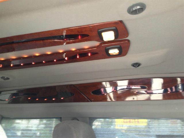 1999 Chevrolet Astro Sport PZEV