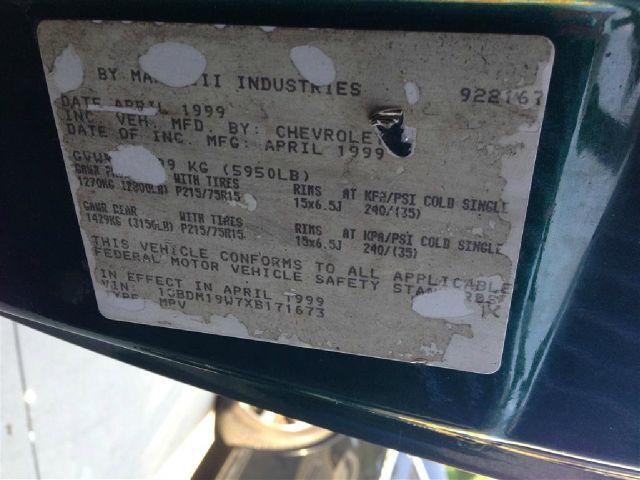 1999 Chevrolet Astro Sport PZEV