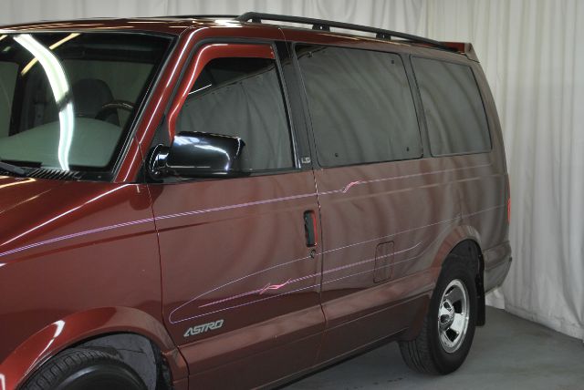 1999 Chevrolet Astro 4wd
