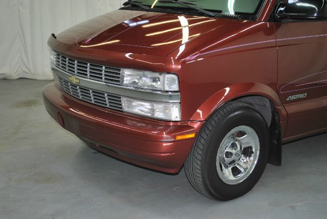 1999 Chevrolet Astro 4wd