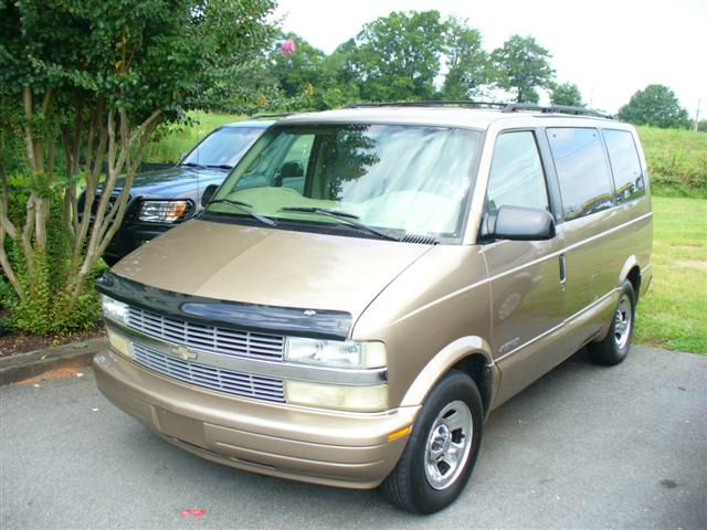 2000 Chevrolet Astro 4wd