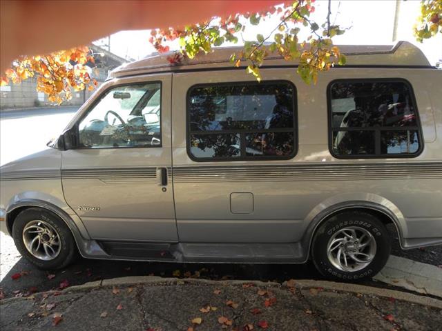 2000 Chevrolet Astro CPE