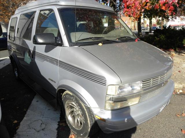 2000 Chevrolet Astro CPE