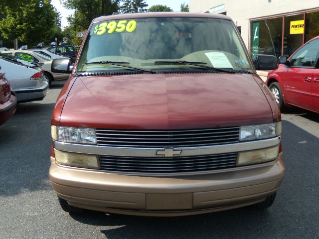 2000 Chevrolet Astro Touring W/nav.sys