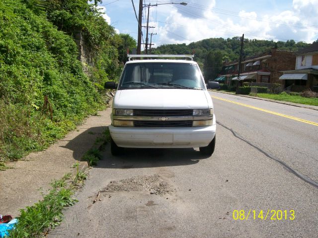 2000 Chevrolet Astro 6MT Sport REAR Steer