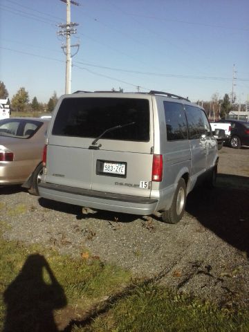 2000 Chevrolet Astro 4wd