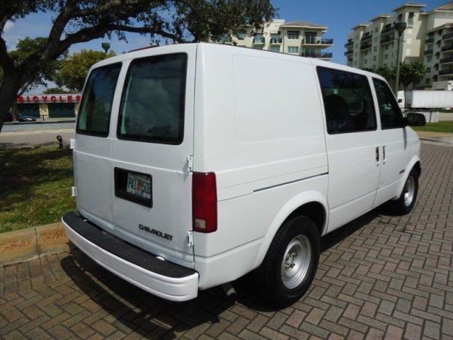 2000 Chevrolet Astro Unknown