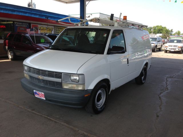 2000 Chevrolet Astro 6MT Sport REAR Steer