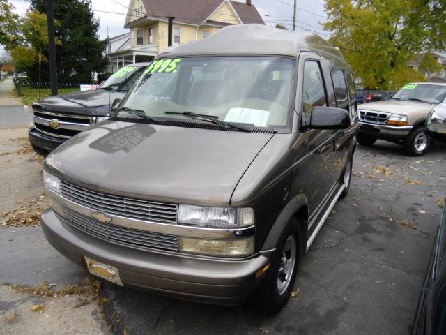 2000 Chevrolet Astro Base