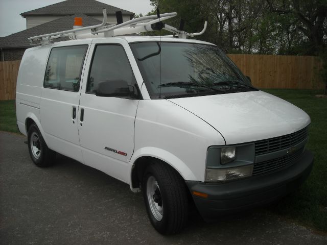2000 Chevrolet Astro 6MT Sport REAR Steer