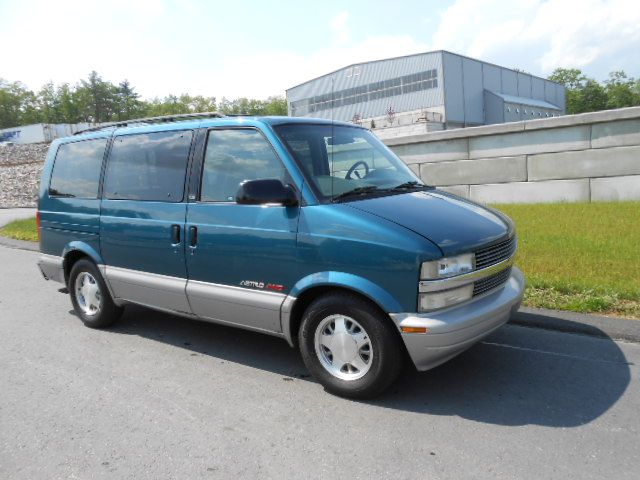 2000 Chevrolet Astro EX - DUAL Power Doors