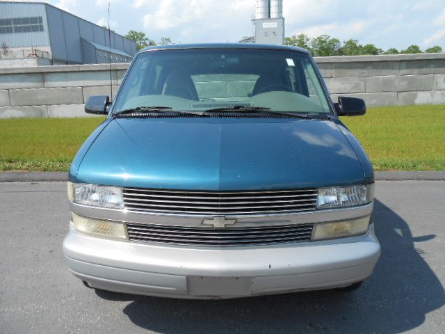 2000 Chevrolet Astro EX - DUAL Power Doors