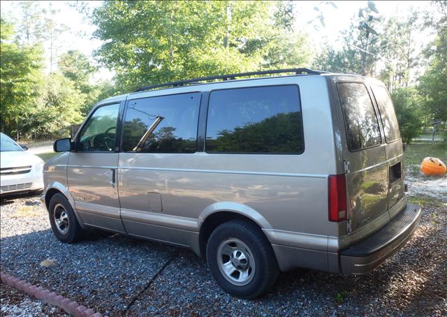 2001 Chevrolet Astro Unknown
