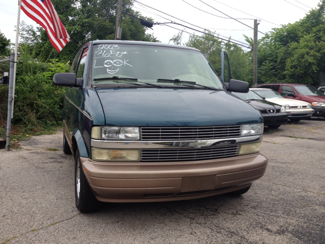 2001 Chevrolet Astro 4wd