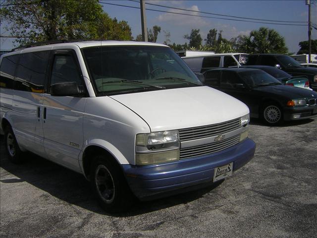 2001 Chevrolet Astro Unknown