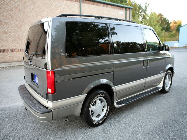 2001 Chevrolet Astro Unknown