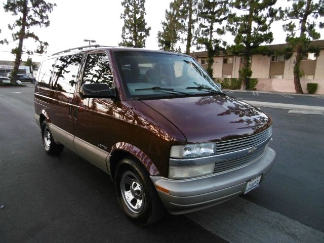 2001 Chevrolet Astro Unknown