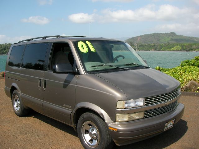 2001 Chevrolet Astro 4wd