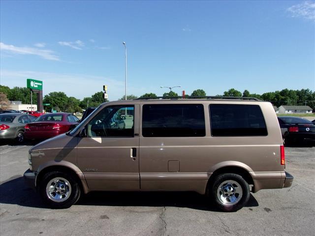 2002 Chevrolet Astro Touring W/nav.sys