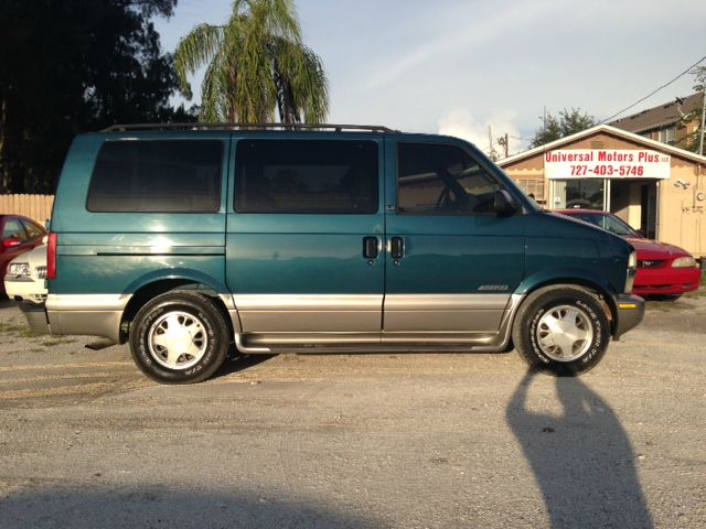 2002 Chevrolet Astro 4wd