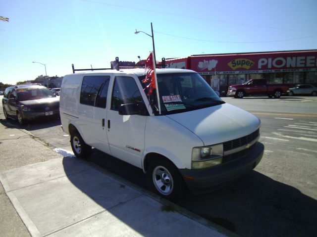 2002 Chevrolet Astro 6MT Sport REAR Steer