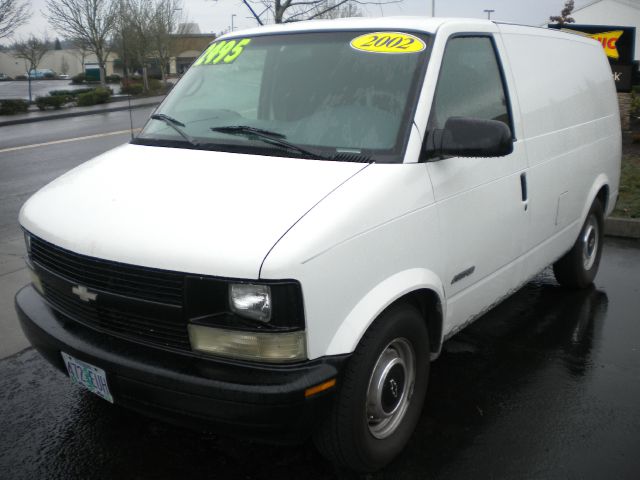 2002 Chevrolet Astro Sport PZEV
